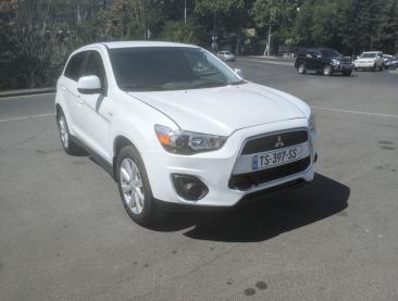 MITSUBISHI OUTLANDER 4X4