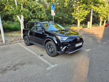 TOYOTA RAV4 4X4