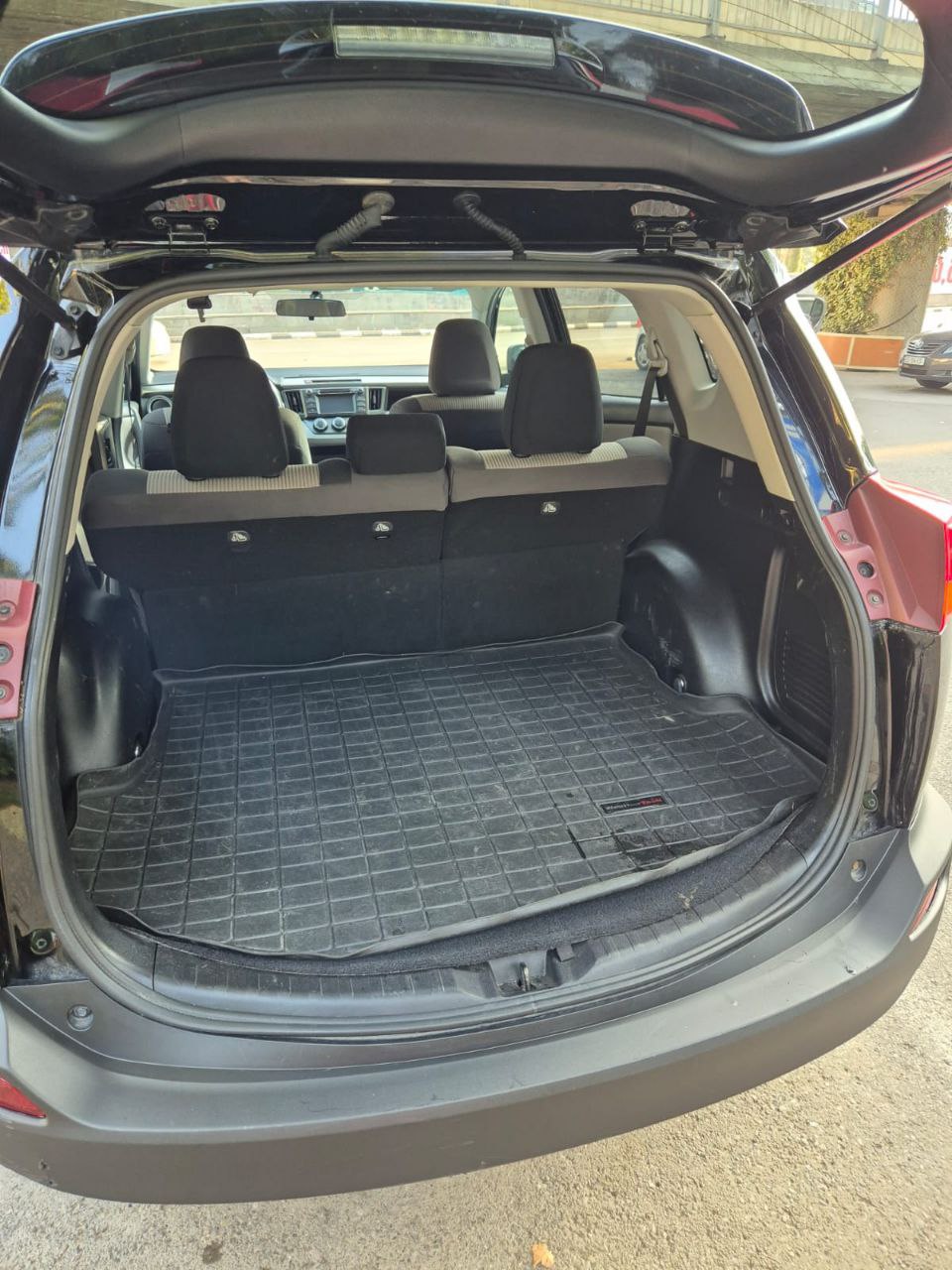 TOYOTA RAV4 4X4