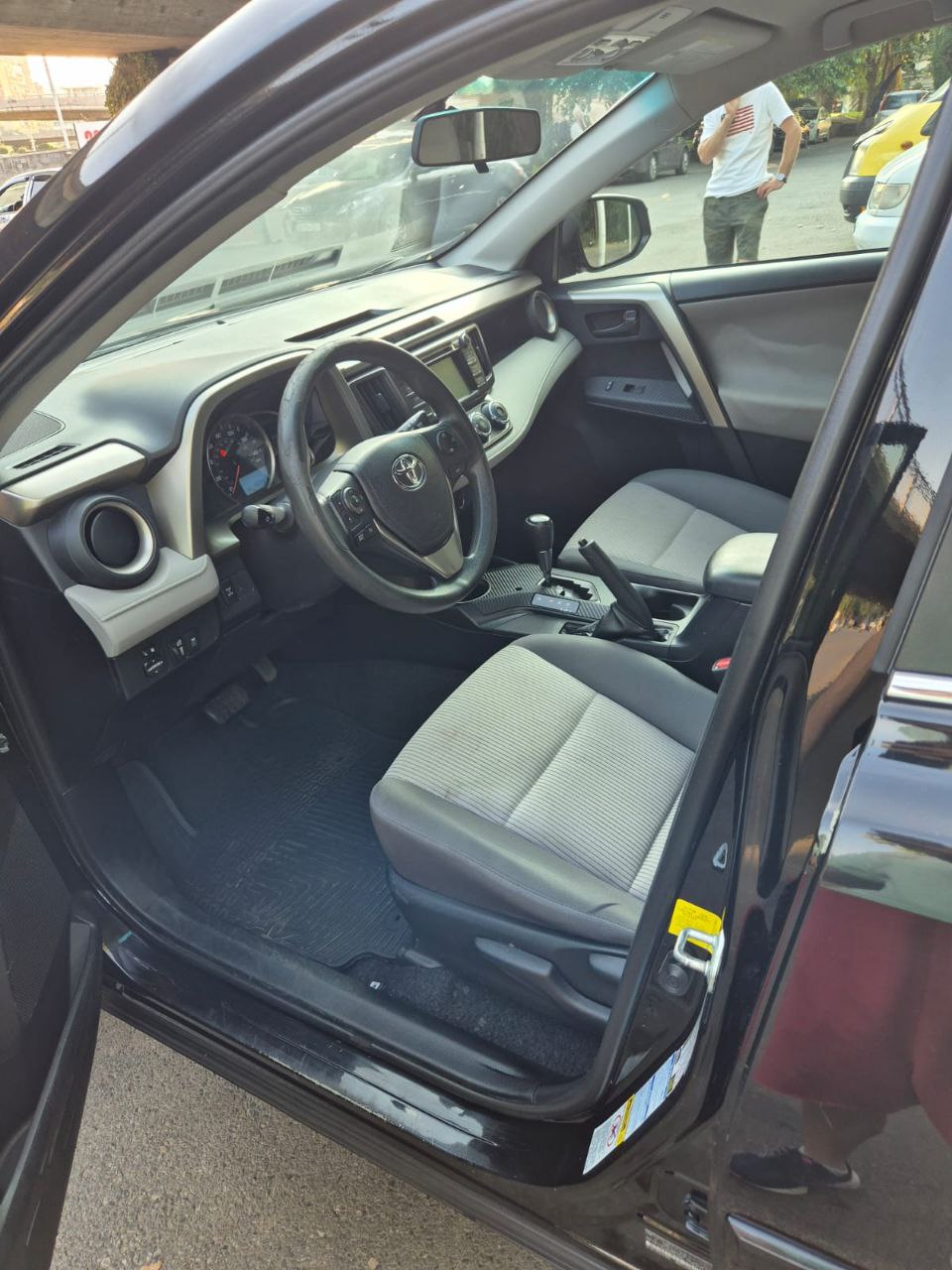 TOYOTA RAV4 4X4