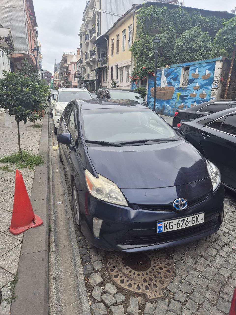 TOYOTA PRIUS