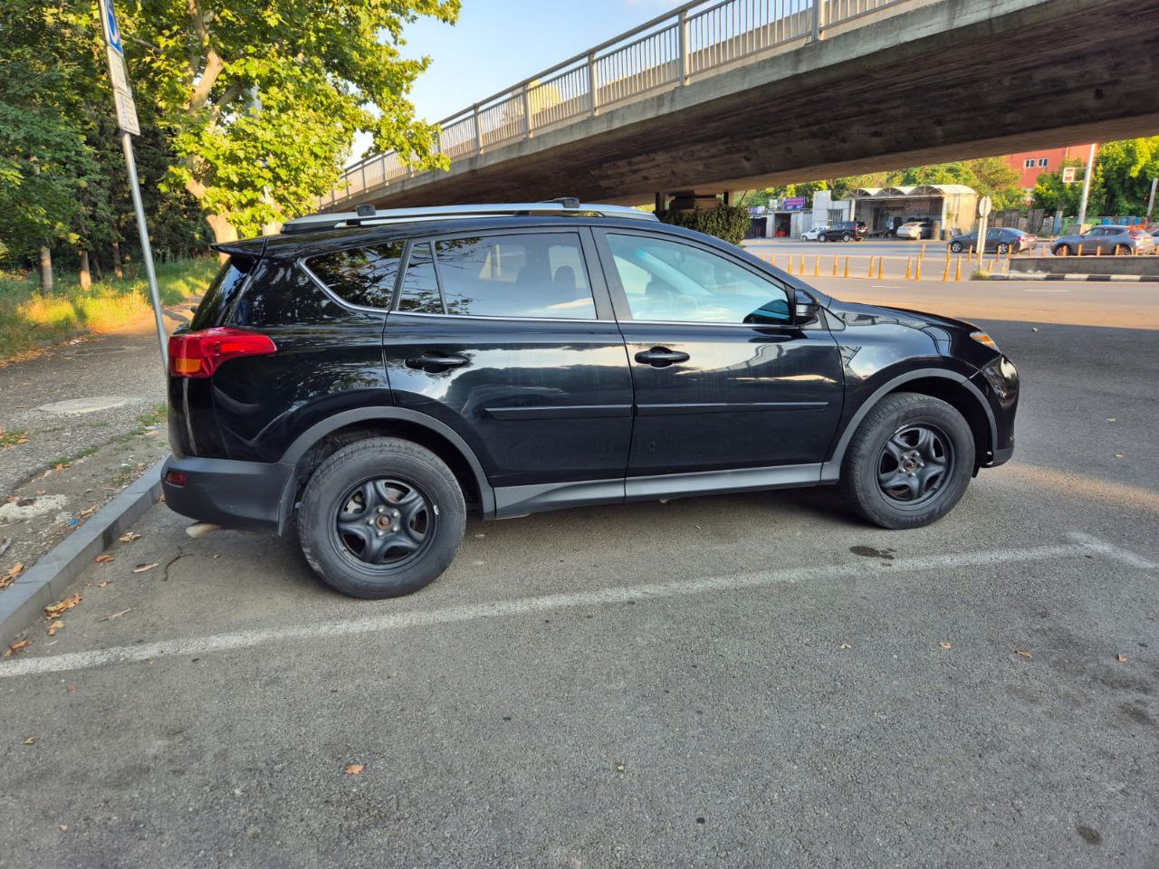 TOYOTA RAV4 4X4