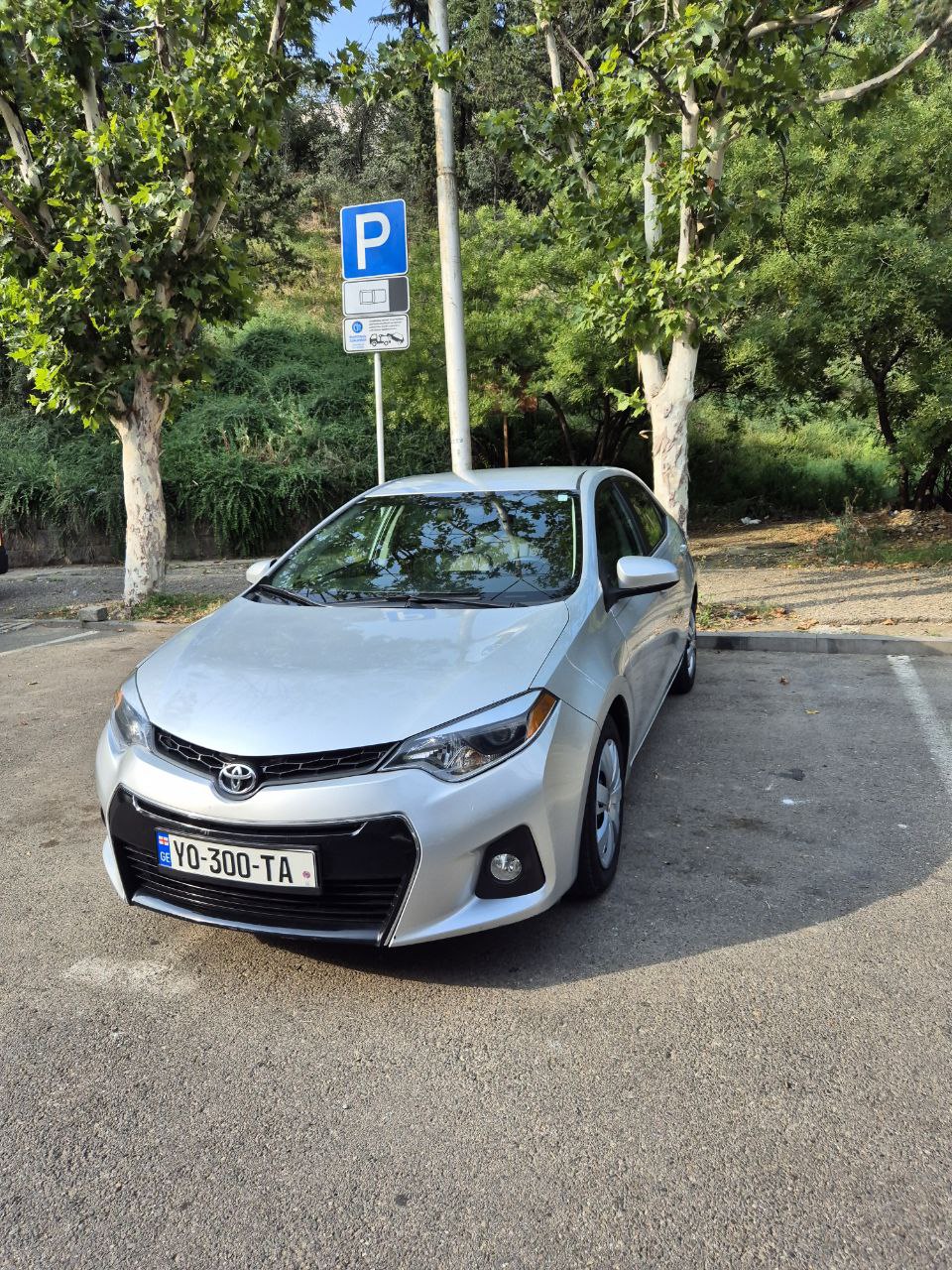 TOYOTA COROLLA