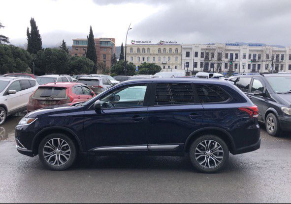 MITSUBISHI OUTLANDER 4X4